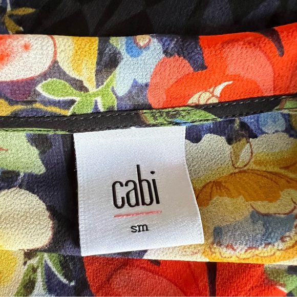 CABI Floral Button Down Front Shirt Collared Long Sleeves Size Small - Picture 8 of 15